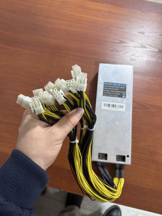Блок питание 1400w  6pin