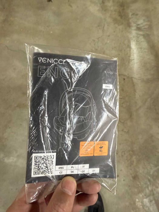 Детско столче с база за кола Vinicci Ergo