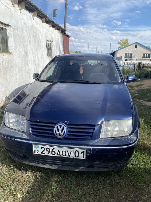 Продам машину 2004  года