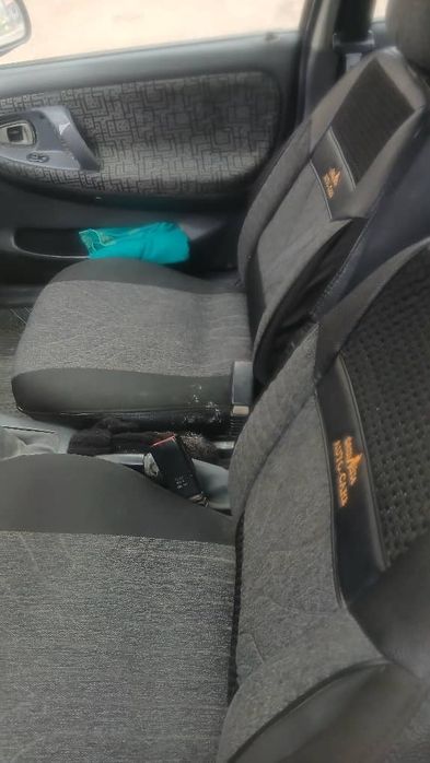 Нексия автоси сотилади срочни