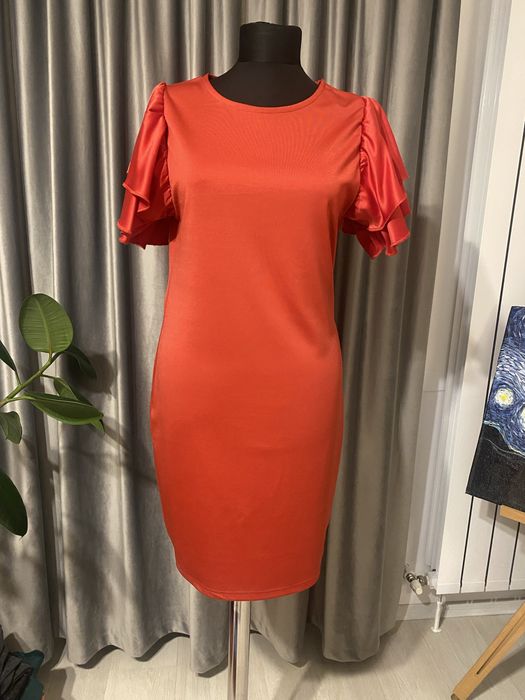 Rochie rosie marimea S-M