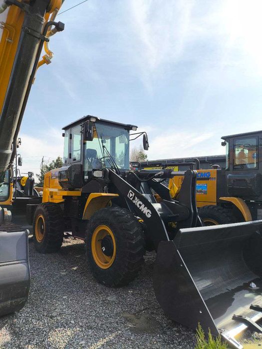 Фронтальный погрузчик XCMG LW300FN,LW300KN(В наличии)