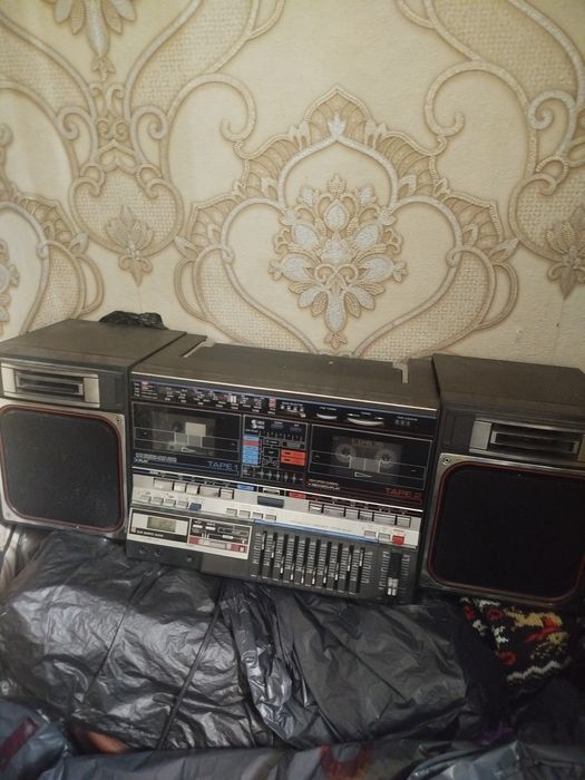 Магнитофон сотилиади GF-800. Ишледи