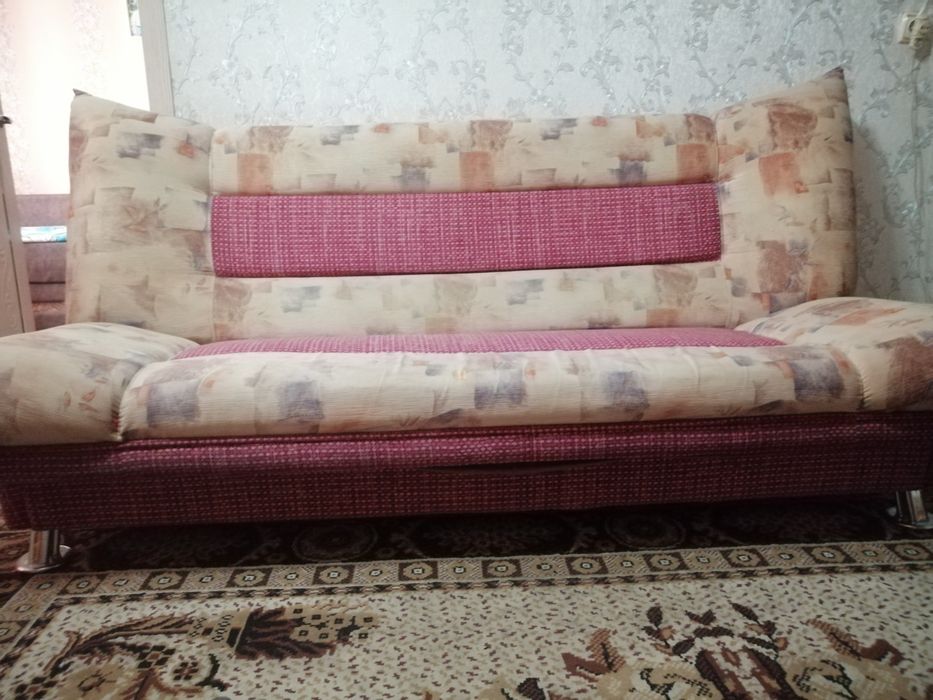 Продам  уголок отдыха (тройка)