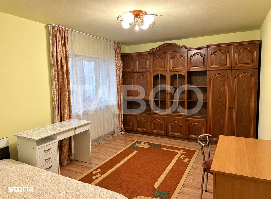 Apartament de vanzare decomandat in zona Intre Lacuri
