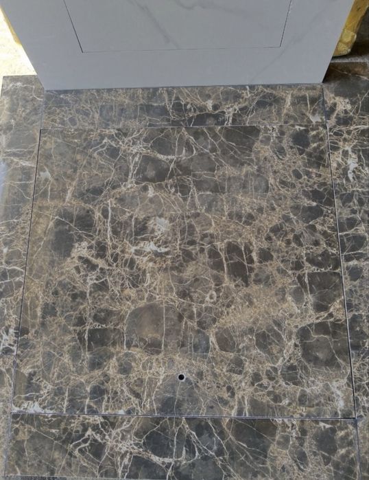 Напольный люк под плитку с газовыми амортизаторами | 40×40–100×100