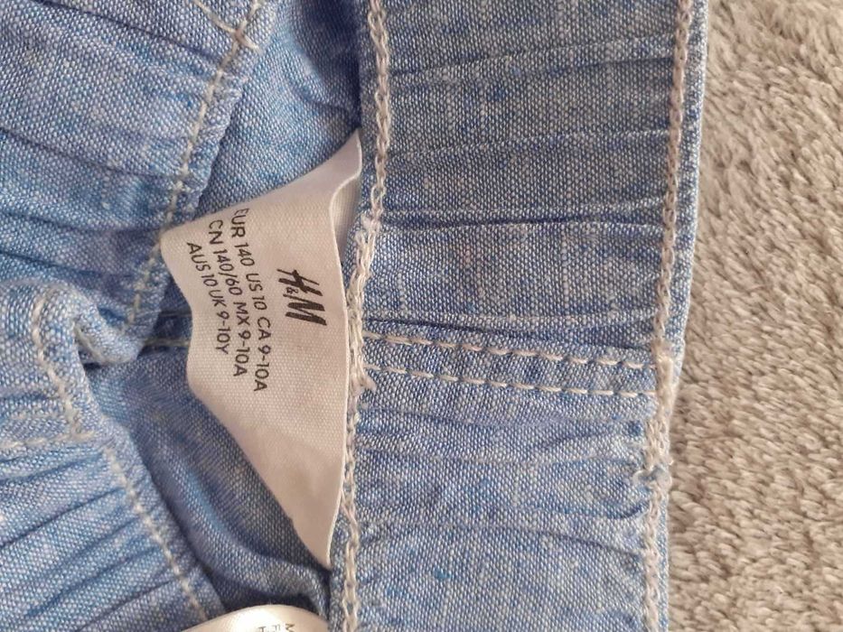 Комплект летни къси гащи - размер 140 см.