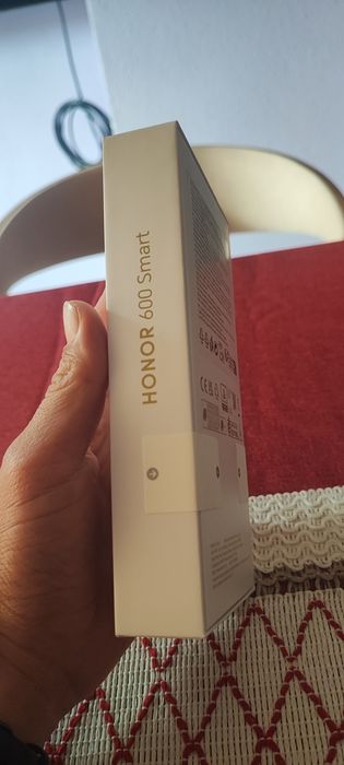 Чисто нови Honor 600 smart