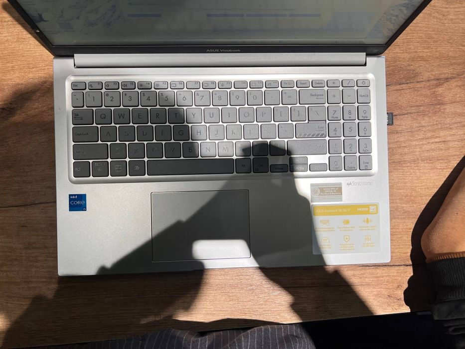 Noutbuk ASUS  vivobook