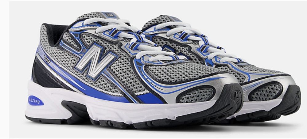 Кроссовки New balance 740