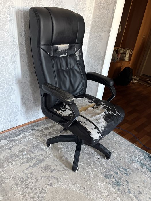Продам Кресло офисное