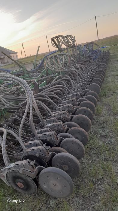 посевной комплекс John Deere 730