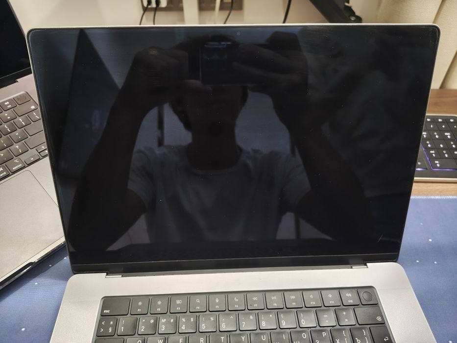 MacBook pro 16 (m1pro)