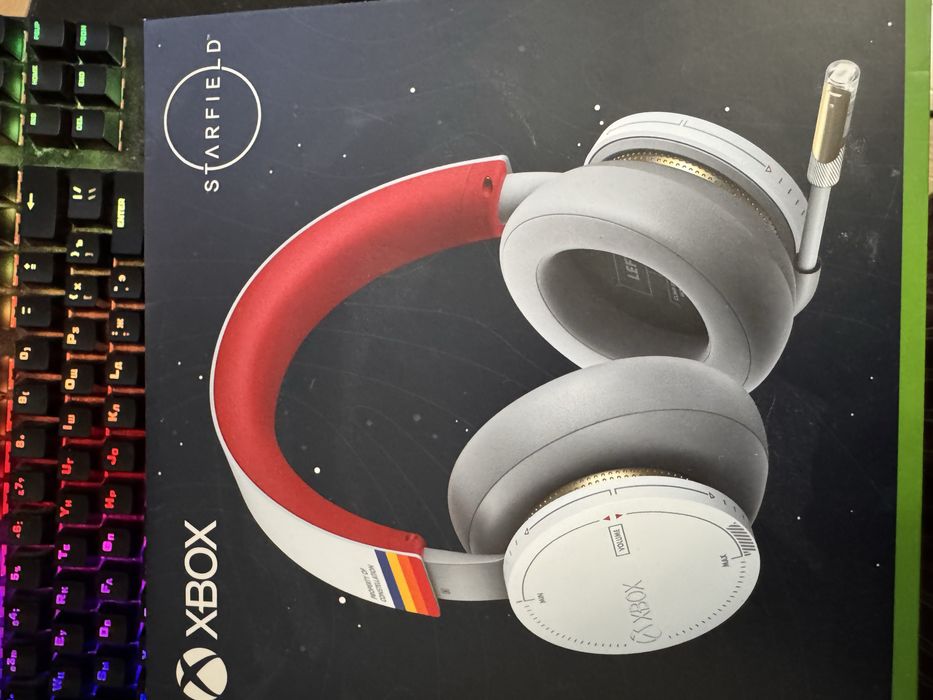 Xbox Wireless Headset Starfield Limited Edition