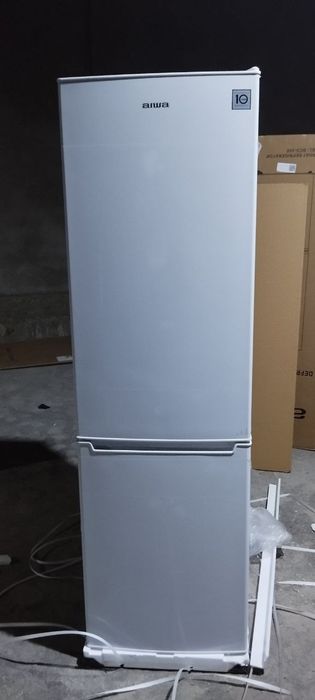 Холодилники аива