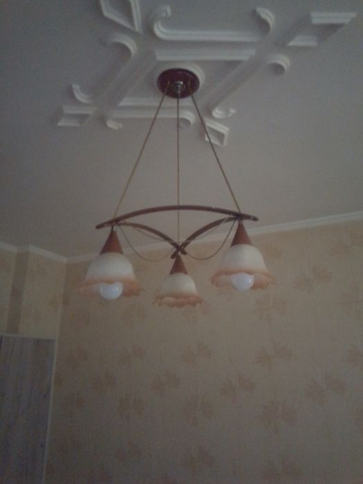 Полилей за таван