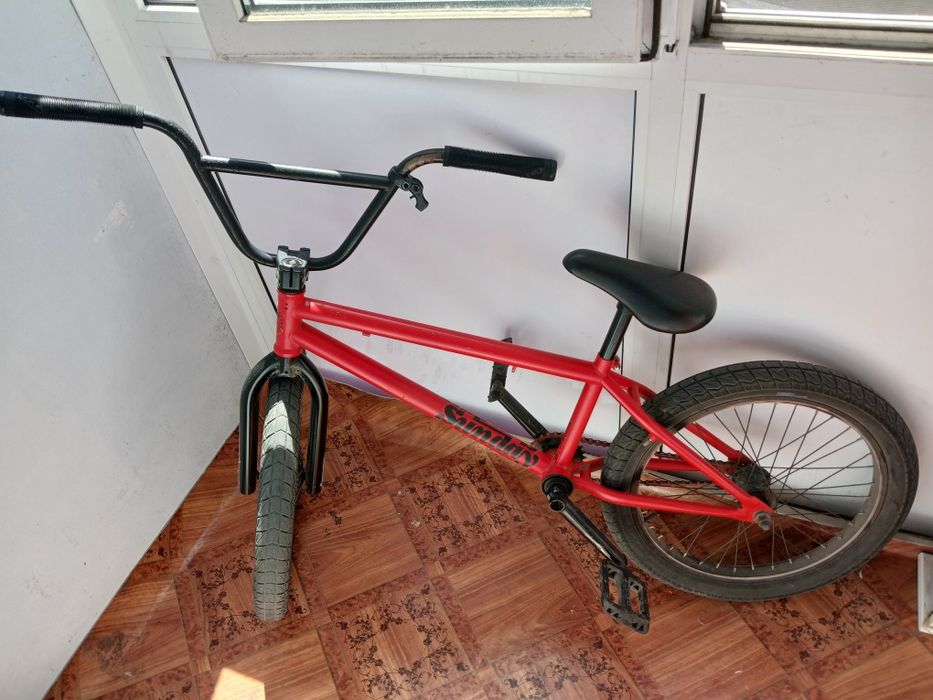 Продам трюковой  велосипед  BMX Sunday