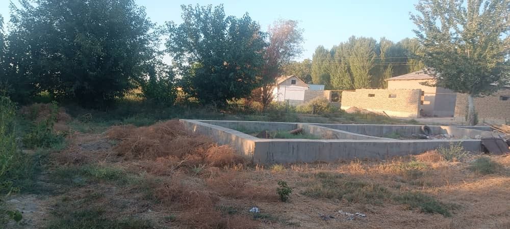 Участка сотилади