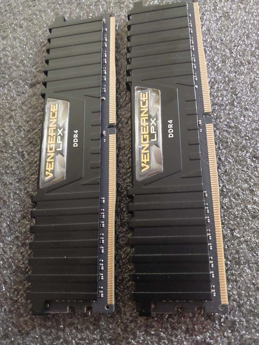 16GB DDR4 3600Mhz CL18 - Corsair Vengance LPX