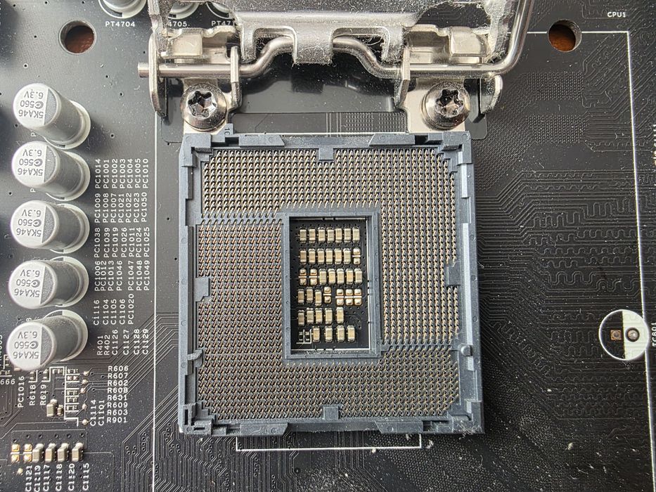 дънна платка LGA 1200