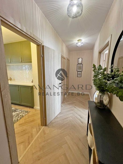 Продава се Двустаен апартамент в Пловдив, Коматево - 64 кв.м за 1722 €/кв.м - Снимка #8