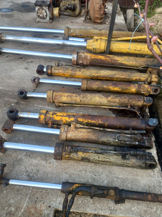 cilindru / cilindri cu deschidere 35 cm de buldoexcavator tăiat