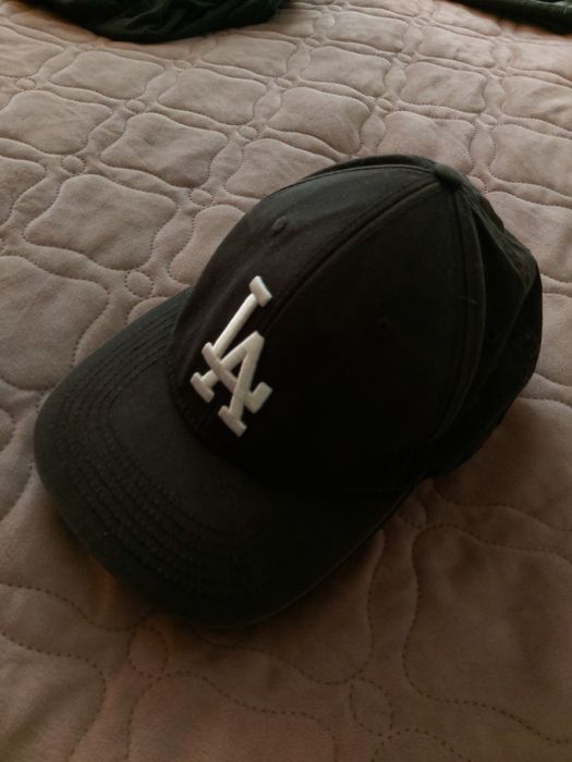 Кепки в хорошем состоянии