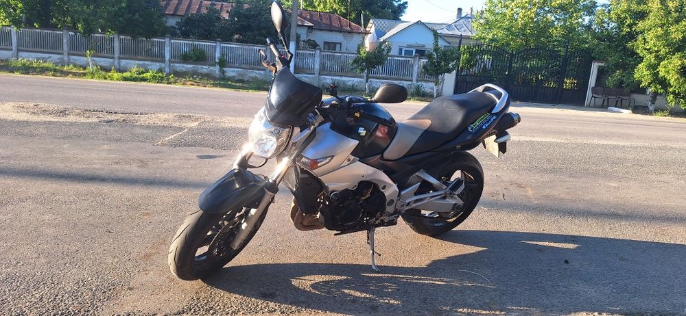 Suzuki GSR 600 NAKED 2007