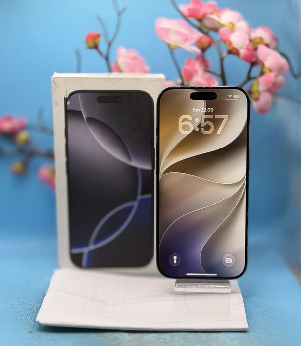 ГАРАНЦИОНЕН!!! Apple iPhone 16 Pro, 128GB, 5G, Black Titanium