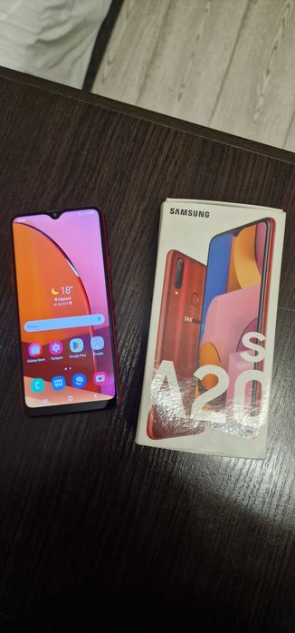 Продам Samsung galaxy A20S.