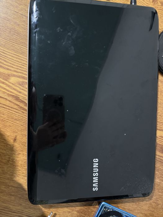 Ноутбук samsung RV508