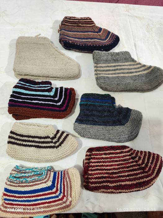 Ръчно плетени вълнени терлици