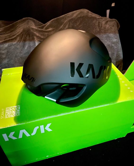 Шлем Kask Utopia Y черный мат. Размер М