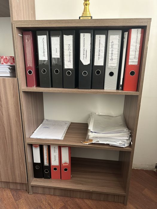 Офисной мебель.