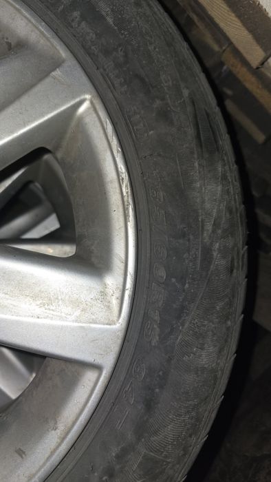 Продам резину с дисками VW polo, R15