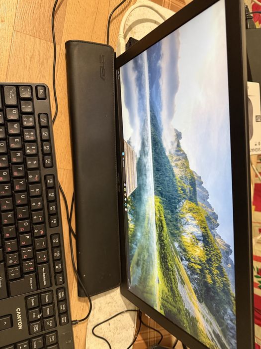 Продавам USB портативни монитори