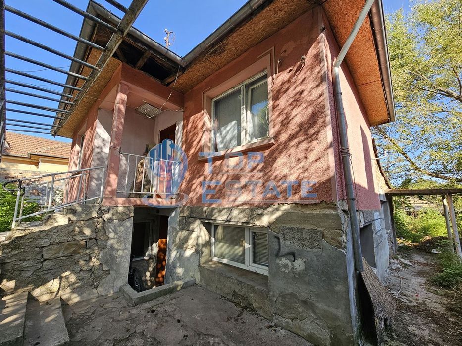 Продава се Къща в Горна Оряховица - 111 кв.м за 346 €/кв.м - Снимка #2