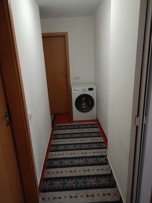 Vand sau schimb apart 3 camere  mobilat,cu aprt 4,5 camere