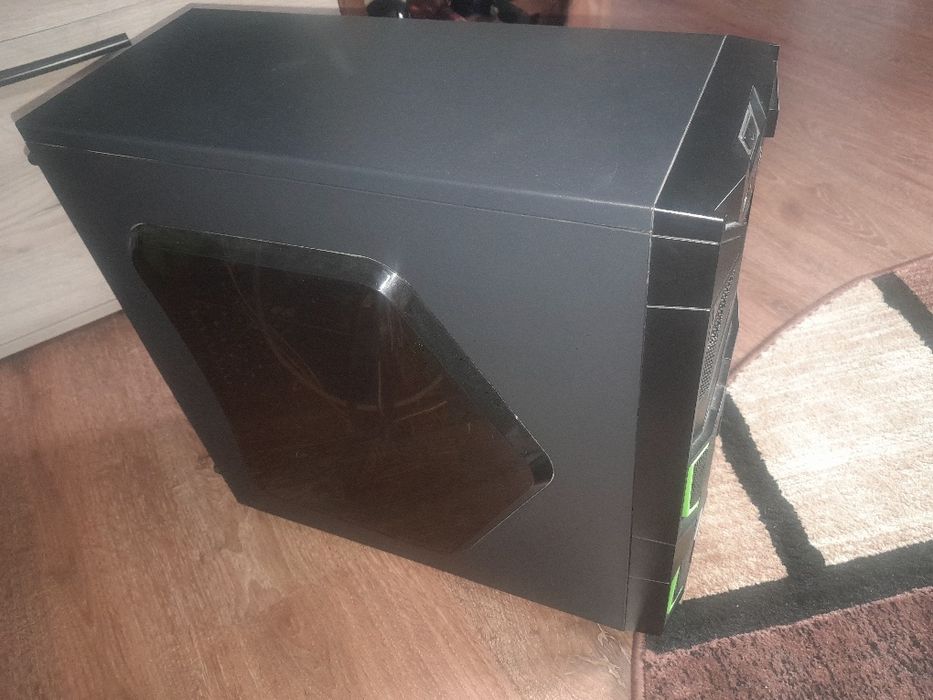 Vand pc  gaming de buget
