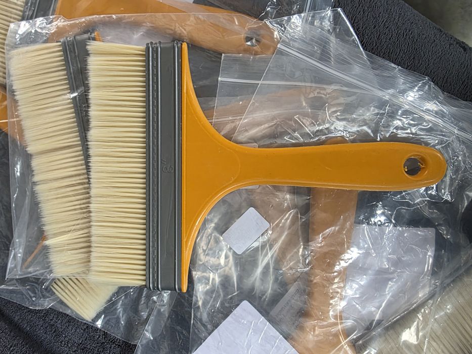 Tint brush четка за фолио