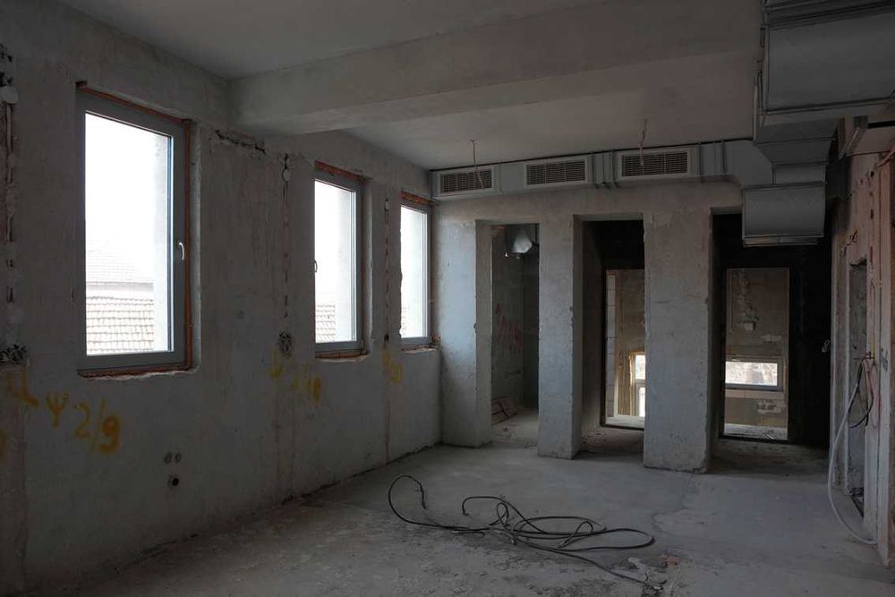 Продава се Офис в с. Лесново, Област София-област - 1634 кв.м за 437 €/кв.м - Снимка #4