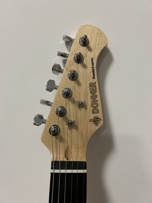 Chitara electrica Donner Standard series