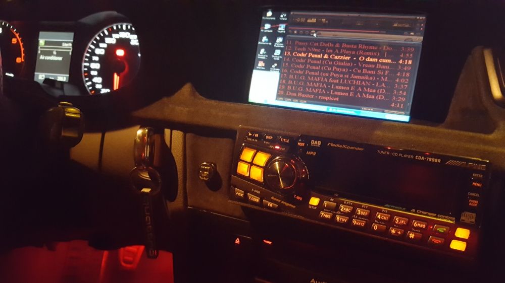 Vand monitor Car Pc - CTF 400S (VGA)