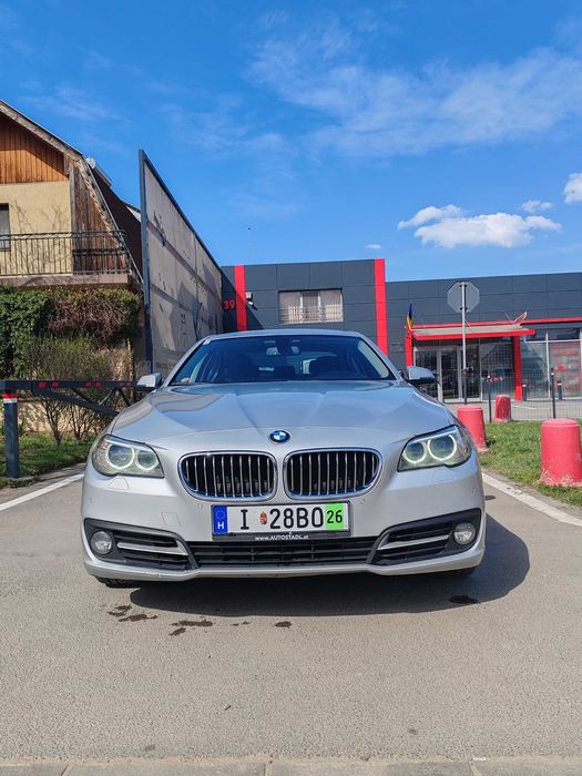 Ocazie 10800e fix Bmw 520D facelift 2.0d 190cp x-drive E6 navi camera