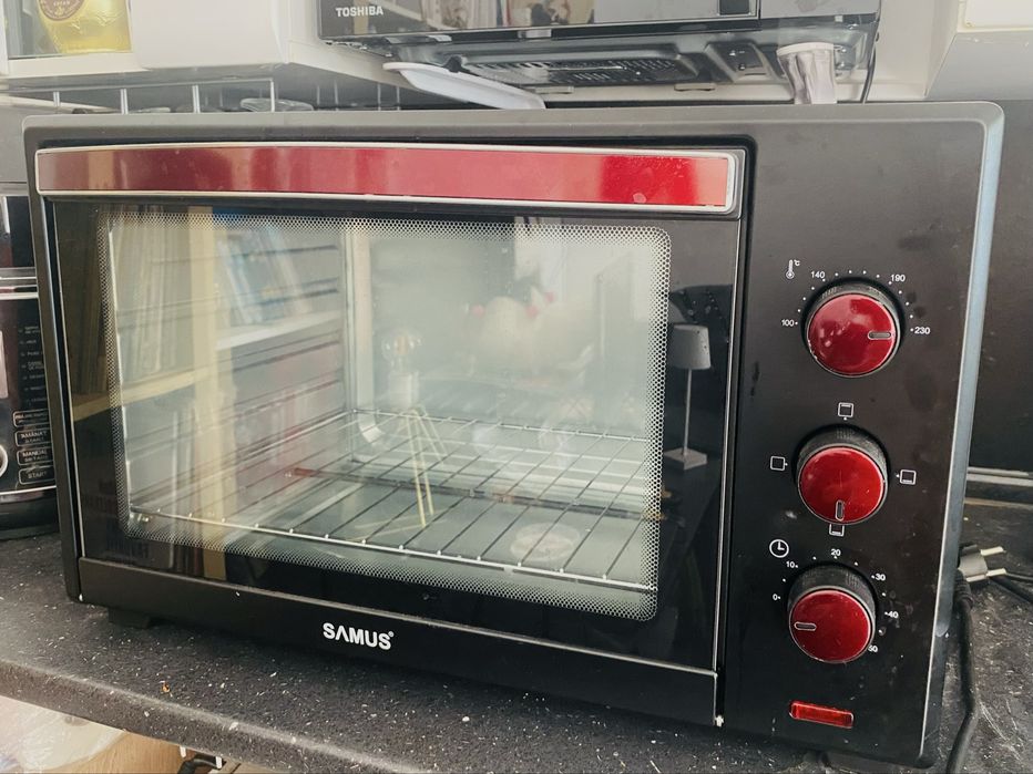 Cuptor electric nefolosit