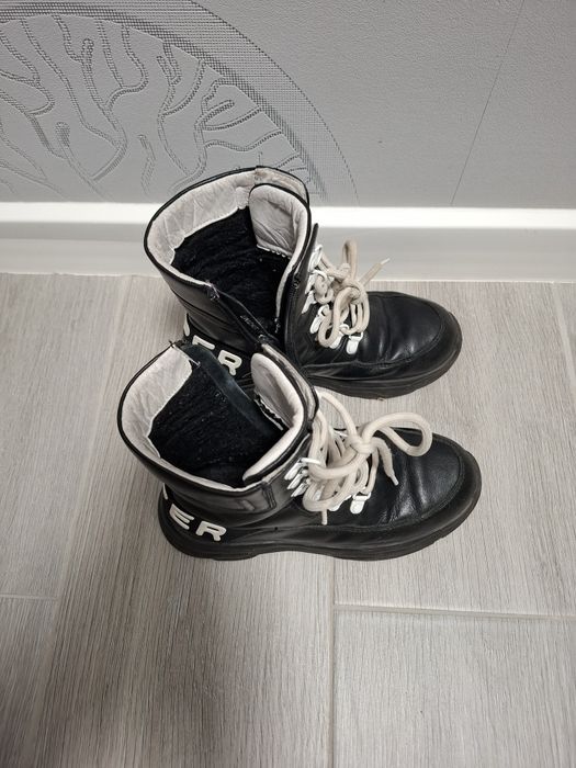 Ботинки осень зима  для девочек 34 р.