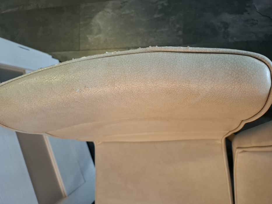 Трапезени  столове