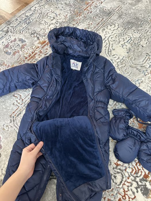 Срочно продам детский комбинезон