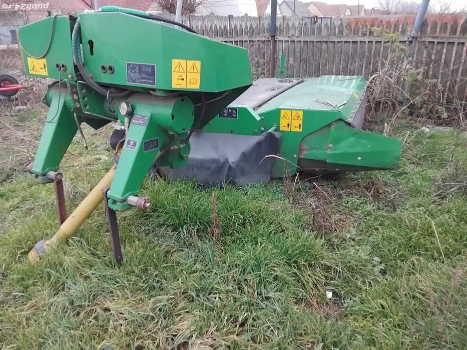 Vand cositoare john deere si combinator