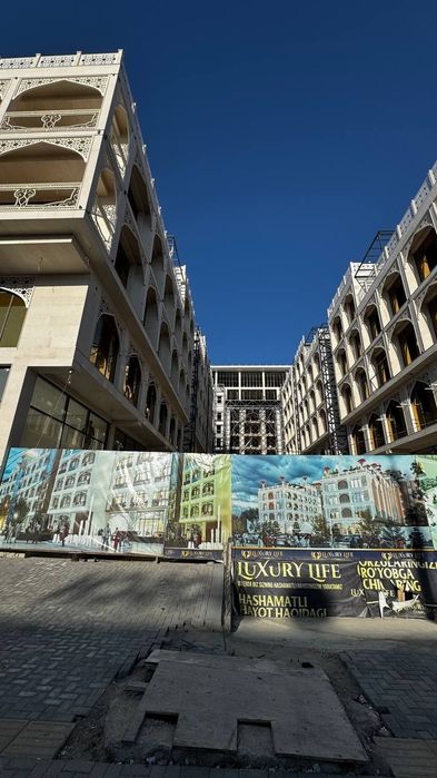 Продается  Помещение Магазин

Площадь  100м2  

Первая линия  Вдоль до